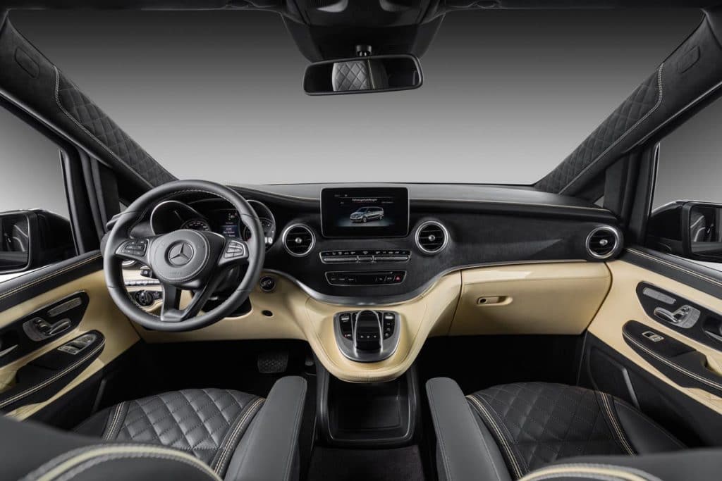 Mercedes-Benz V-Klasse Als Rollende Business-Lounge